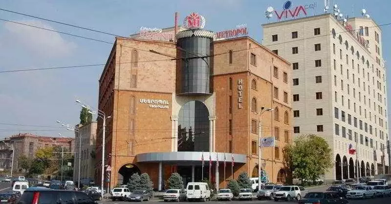 متروپل